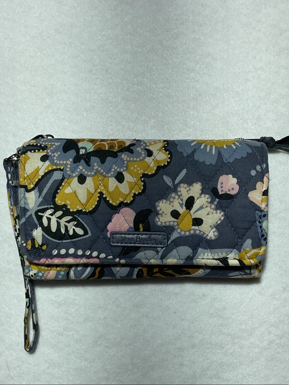 RETIRED!! Vera Bradley Purple Gray Floral Quilted Wristlet Wallet